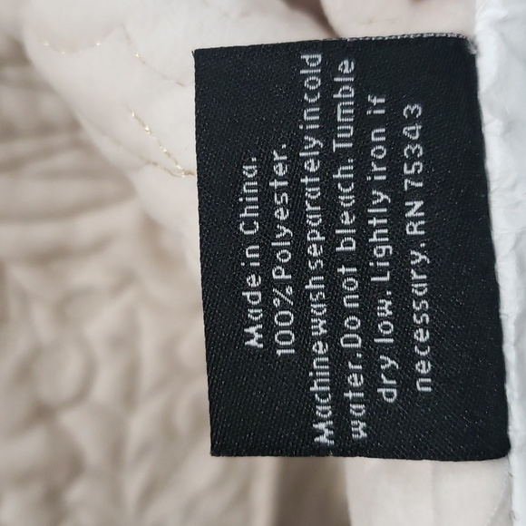 Tahari Home 52" Quilted Cream Tree Skirt with Metallic Gold Outlined Poinsettias - Picture 6 of 8